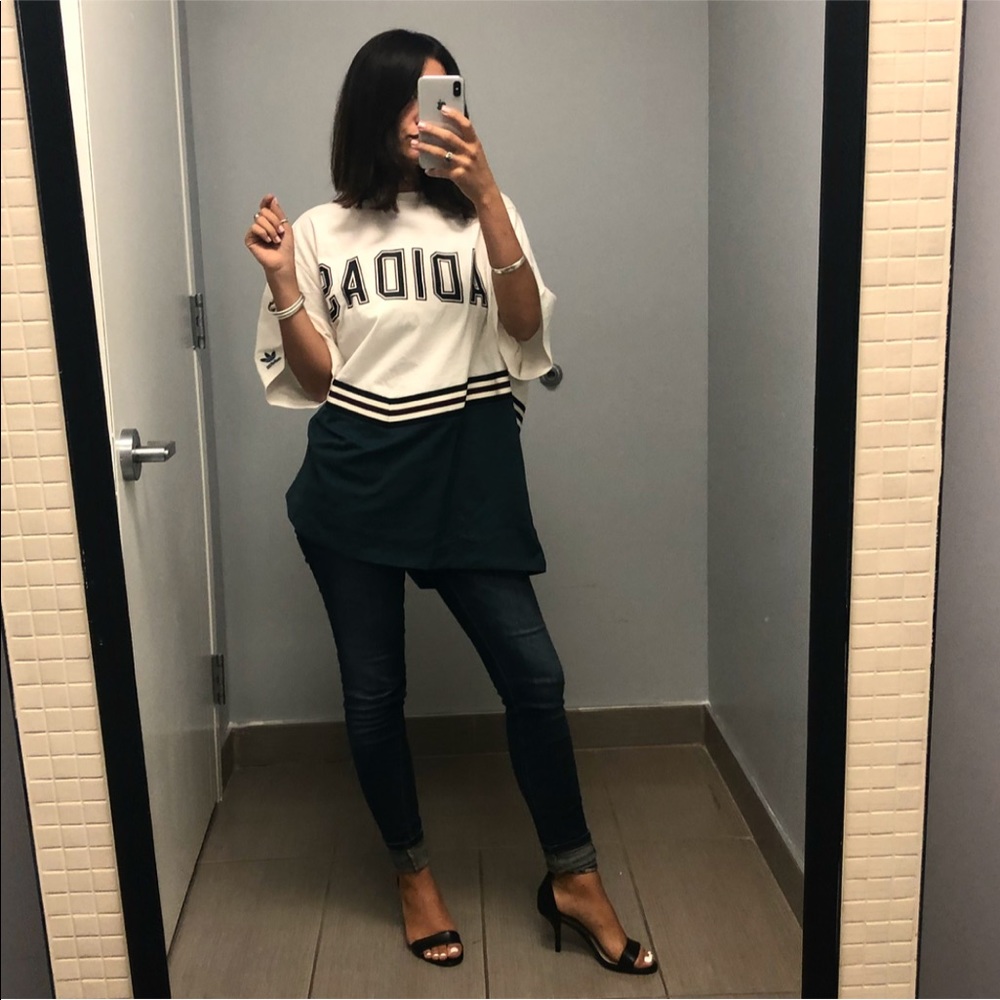Adidas Tee shirt
